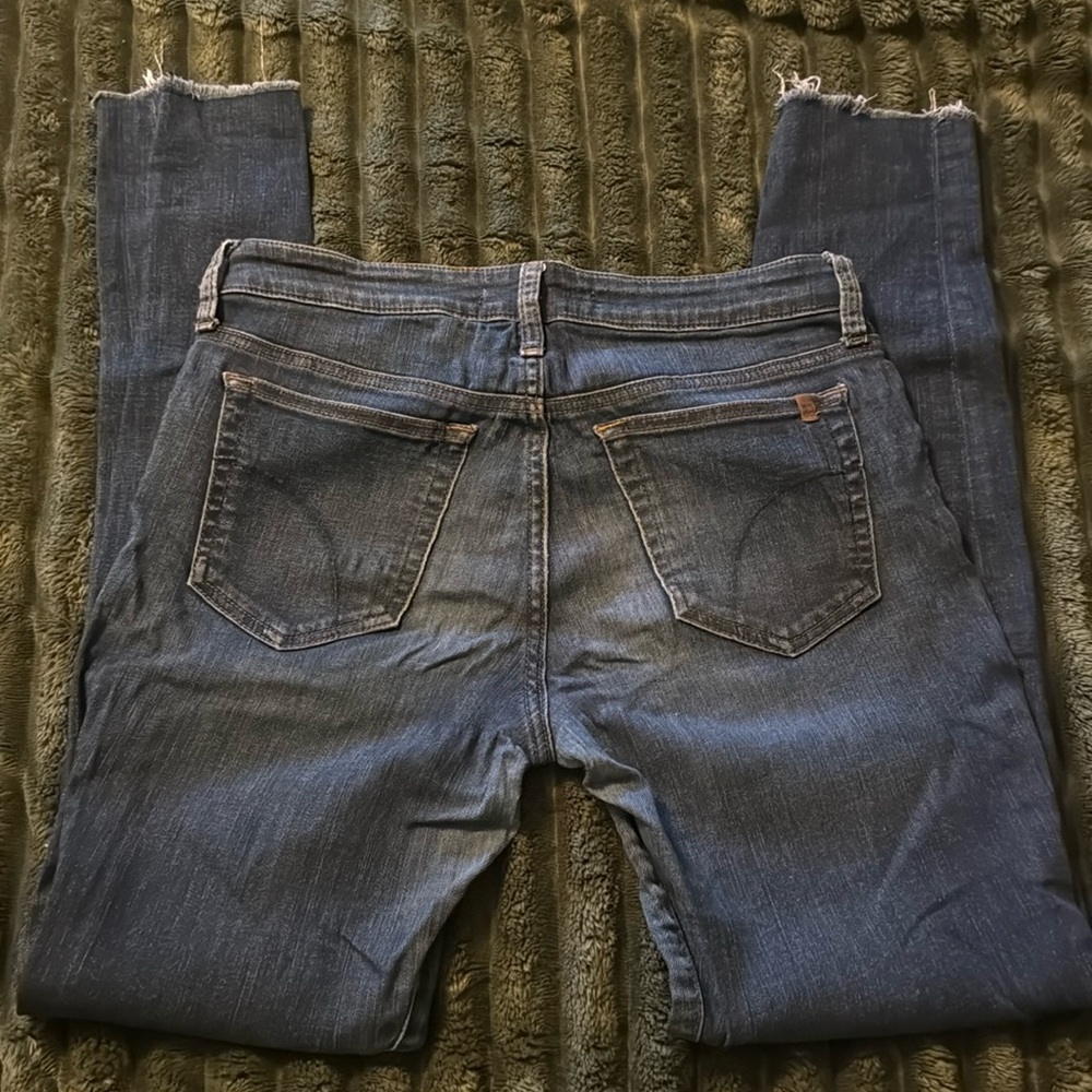 Joe’s the skinny Dark denim cut off jeans